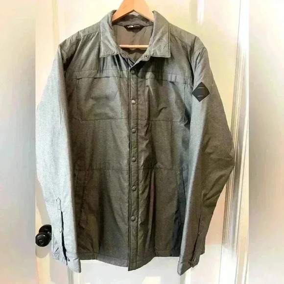 Men's The North Face Heather Gray Insulated Button Up Puffer Shirt Jacket Size L - Picture 1 of 6